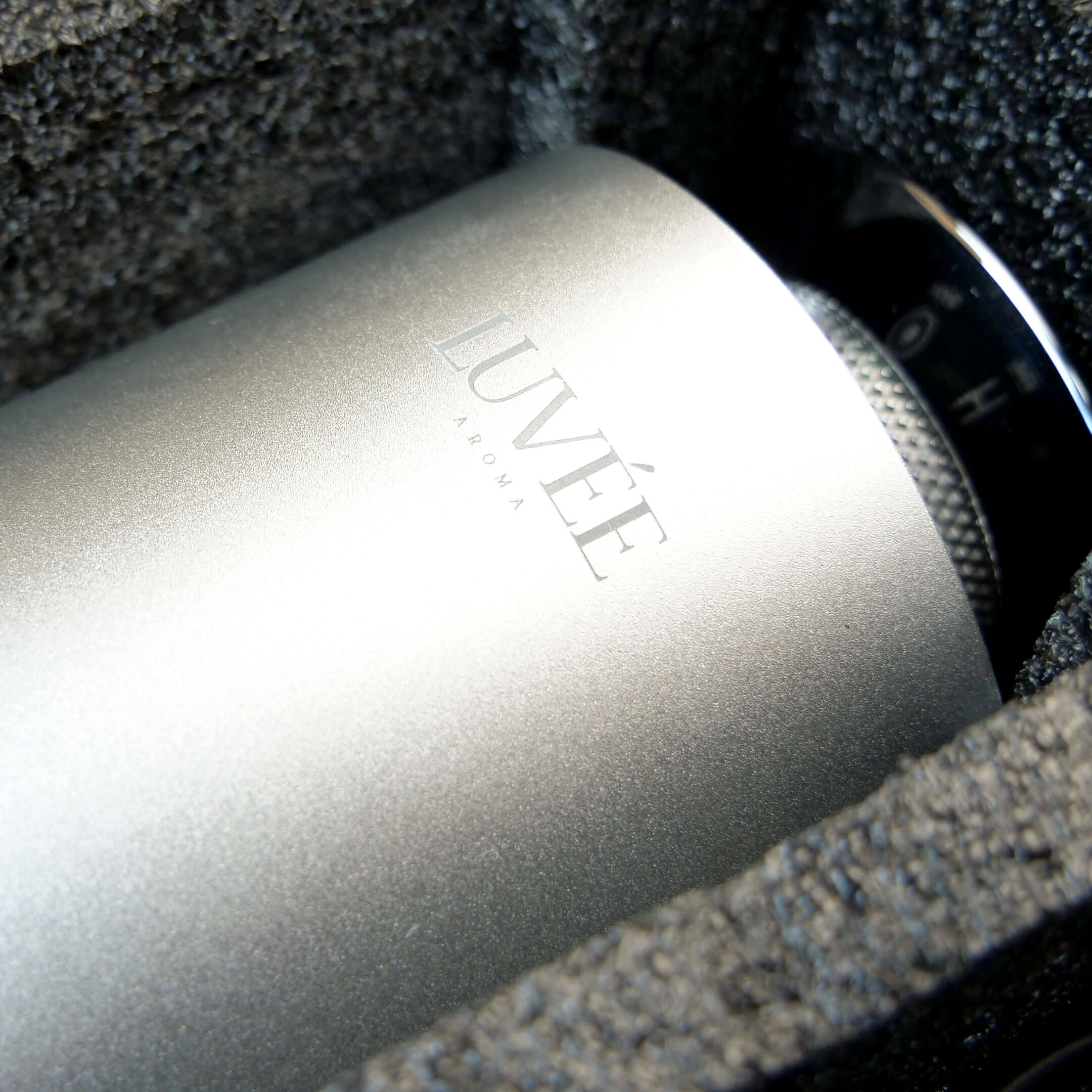 Luvée Wellness- Luxury compact silver Aromatherapy diffusor